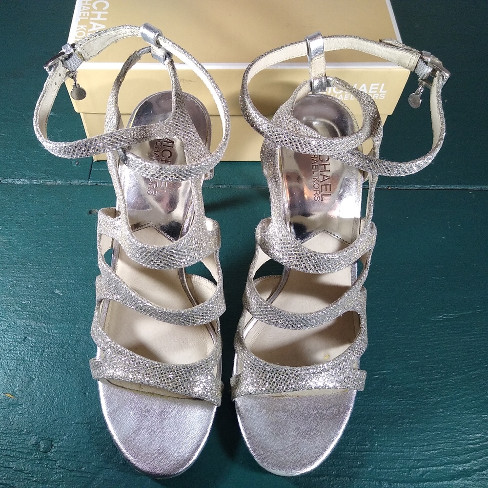 MICHAEL KORS Silver Glitter Yvonne Ankle Strap Heels - Picture 3 of 9